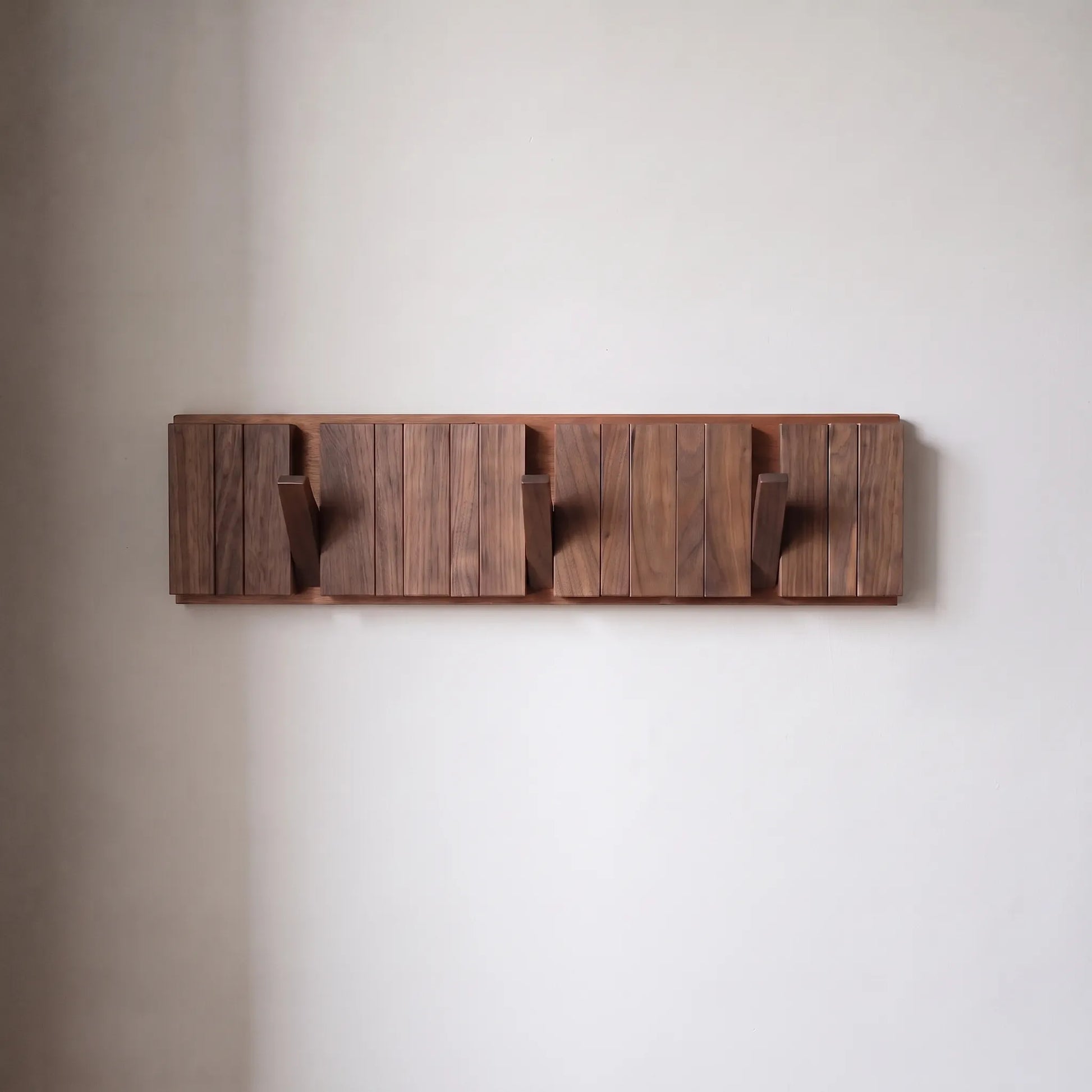 Alvara - Wall-Mounted Coat Rack