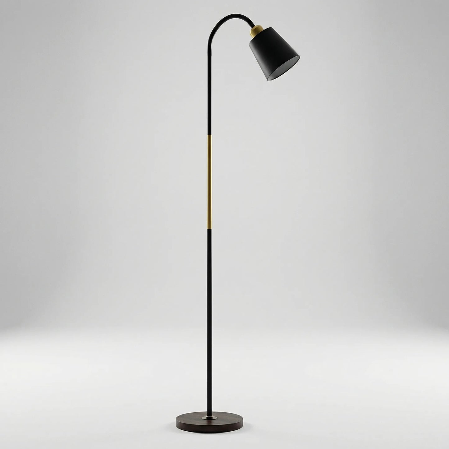 Arcello - Adjustable Head Standing Floor Lamp