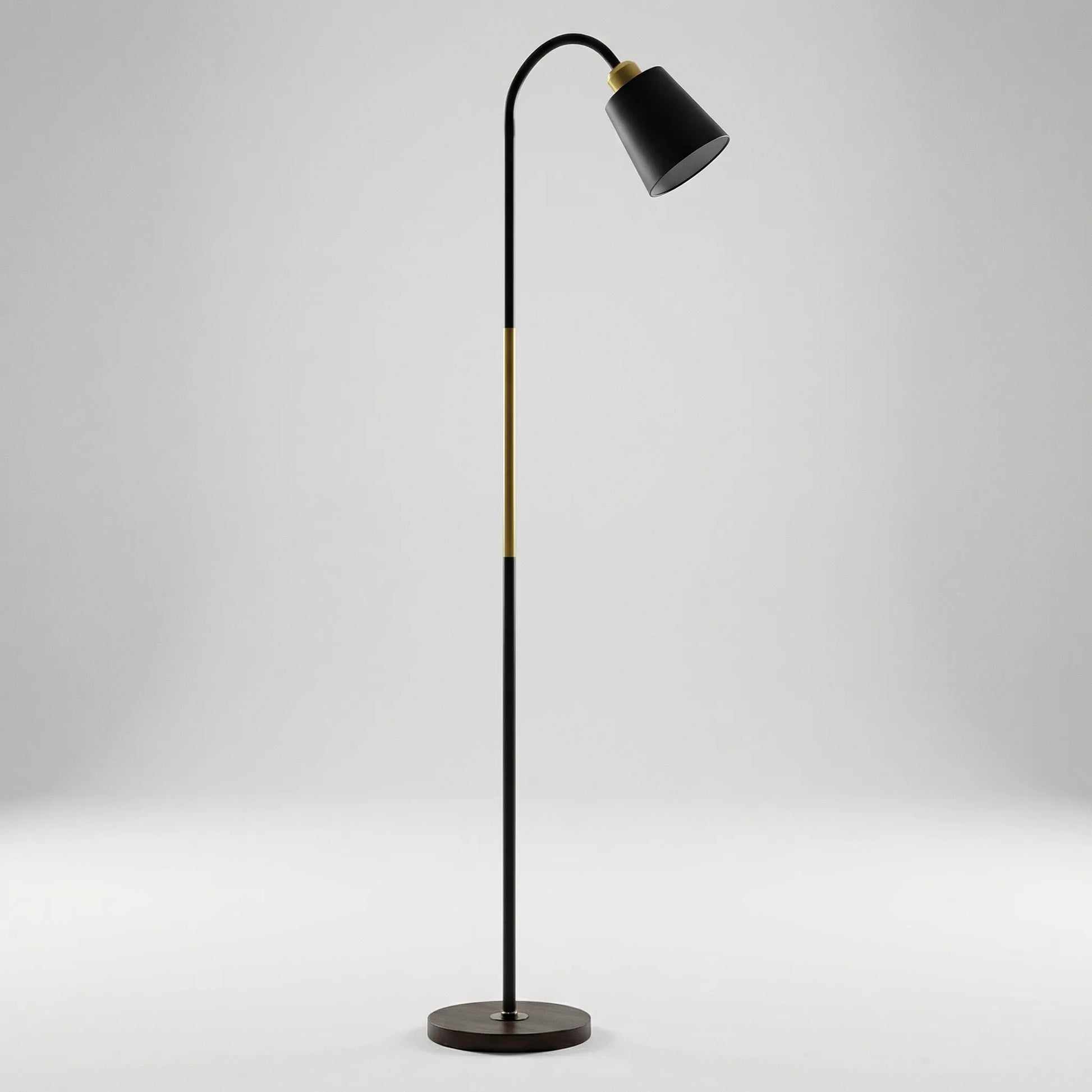 Arcello - Adjustable Head Standing Floor Lamp