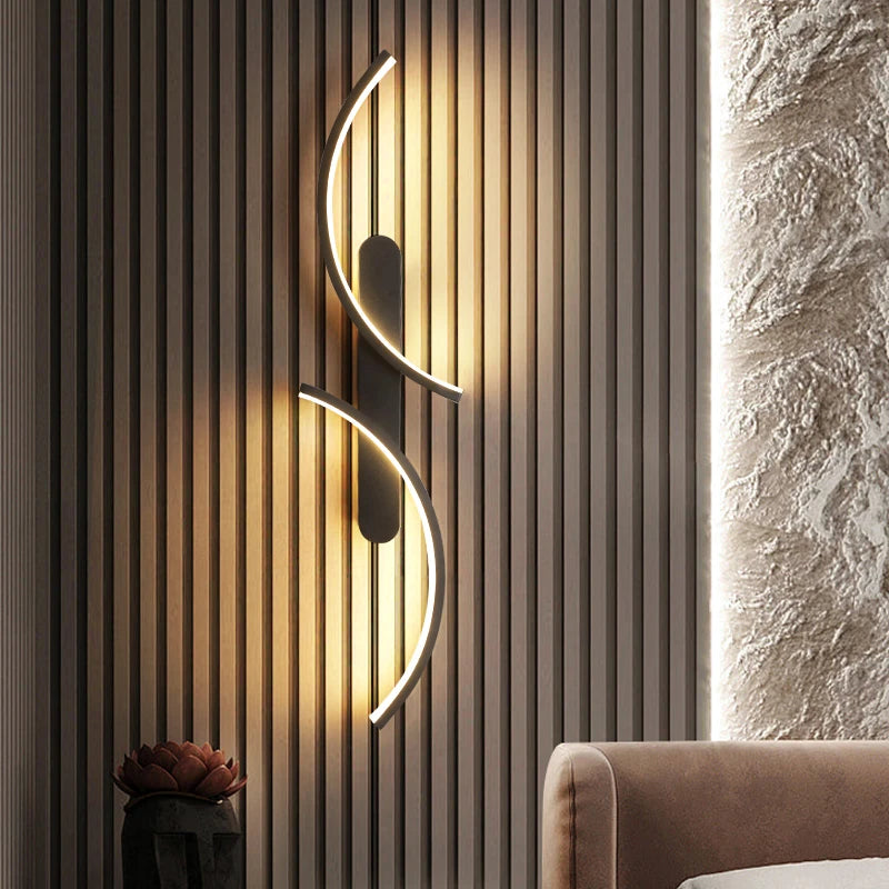 Arcova - C-Shaped Minimalist LED Wall Sconce
