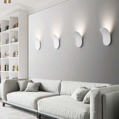 Arveta - Curved Modern Wall Sconce