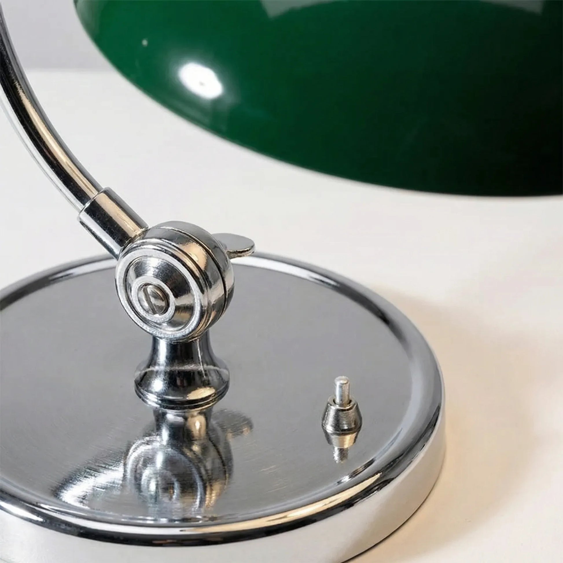 Bauhaven - Adjustable Vintage Bauhaus Desk Lamp