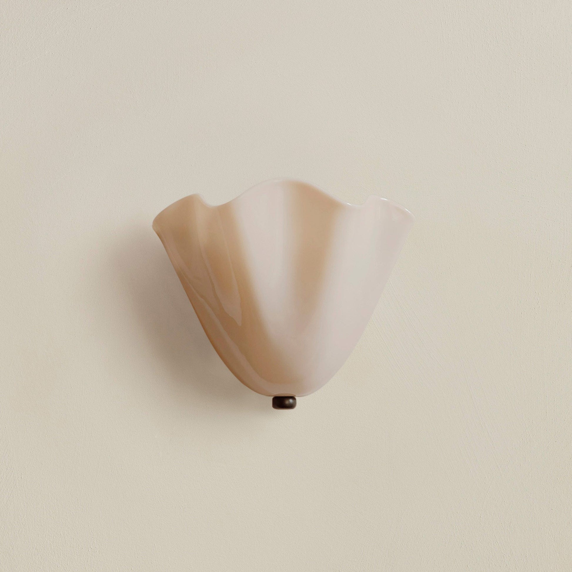 Conchelle - Frosted Glass Shell-Shaped Wall Sconce