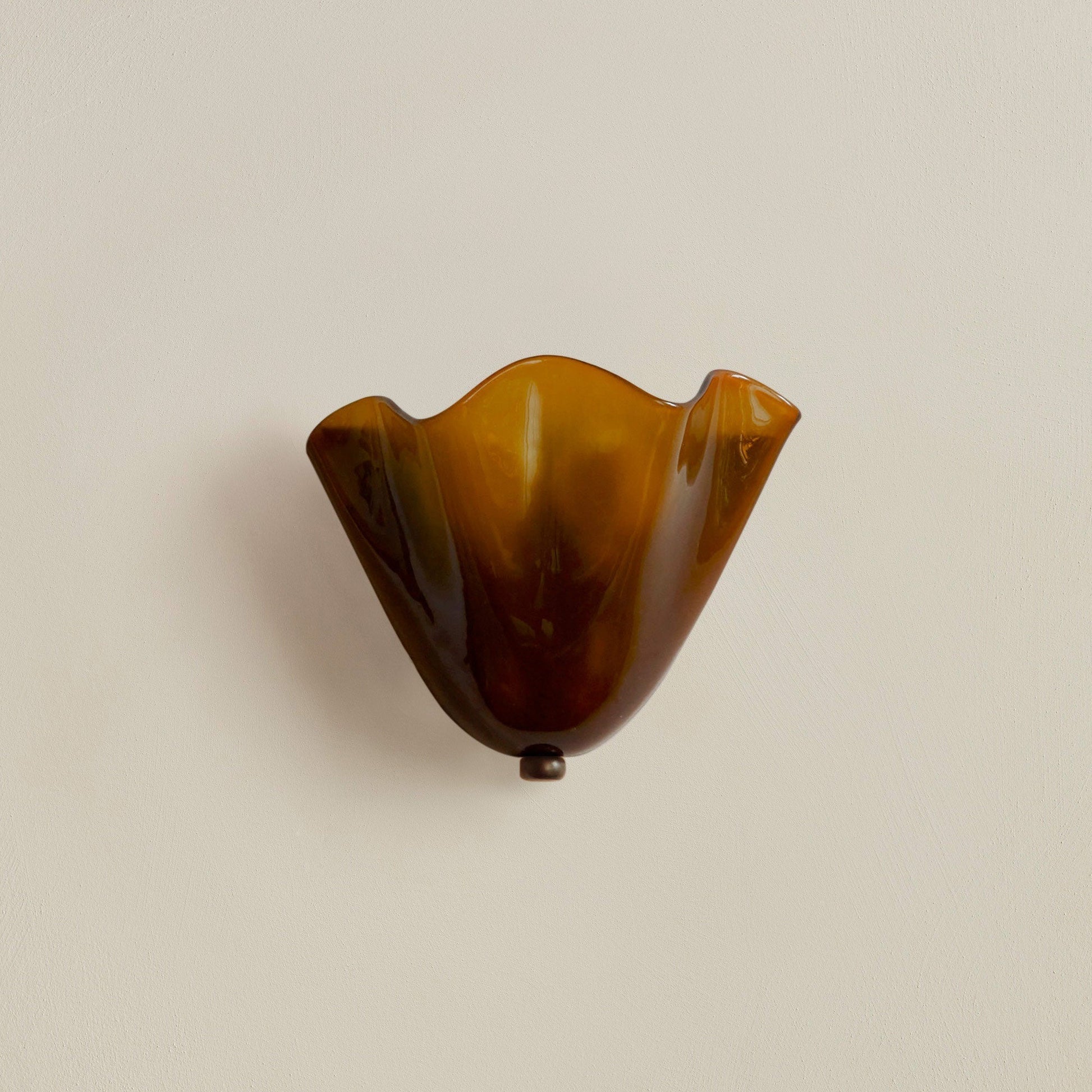 Conchelle - Frosted Glass Shell-Shaped Wall Sconce