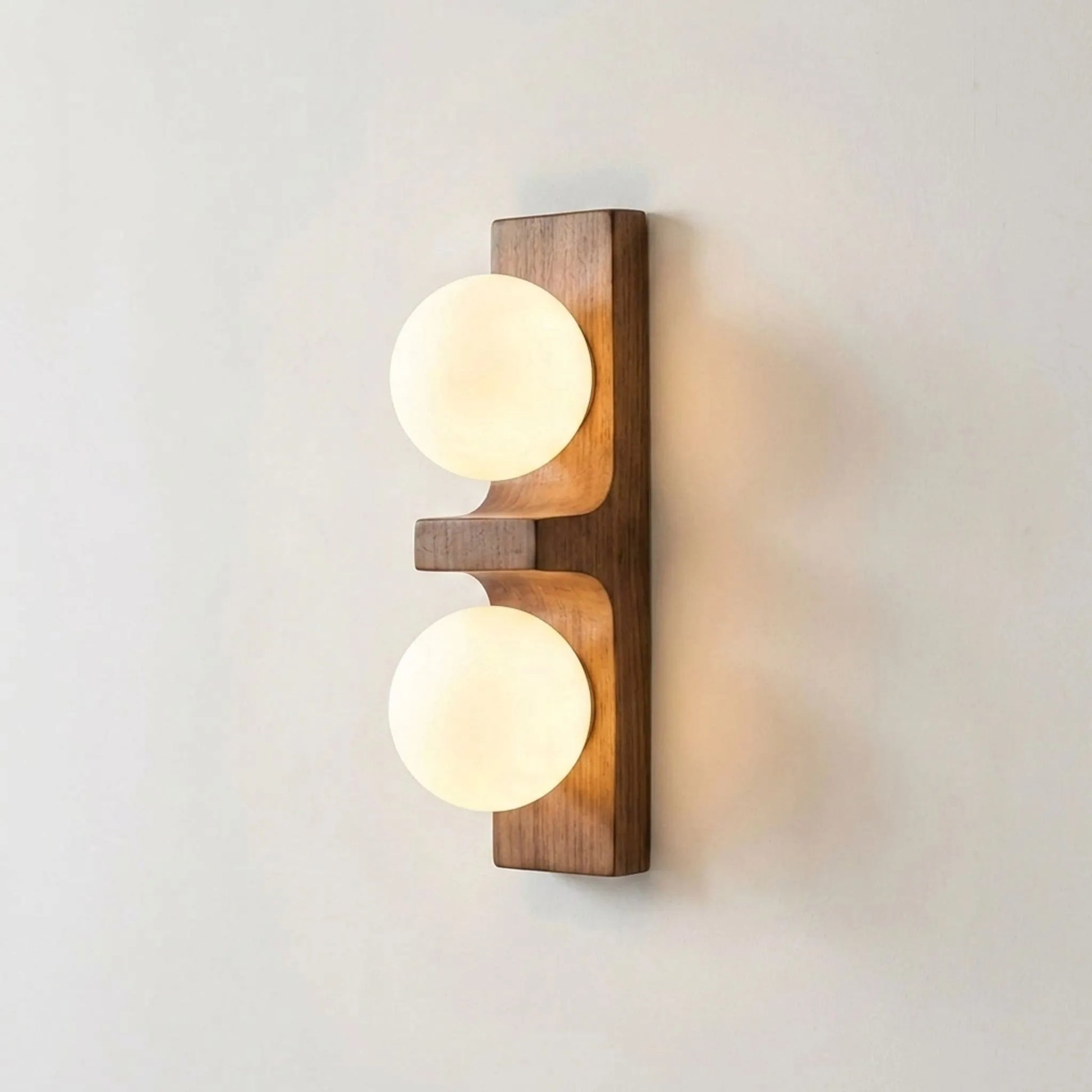Cradel - Mid-Century Style Wall Sconce