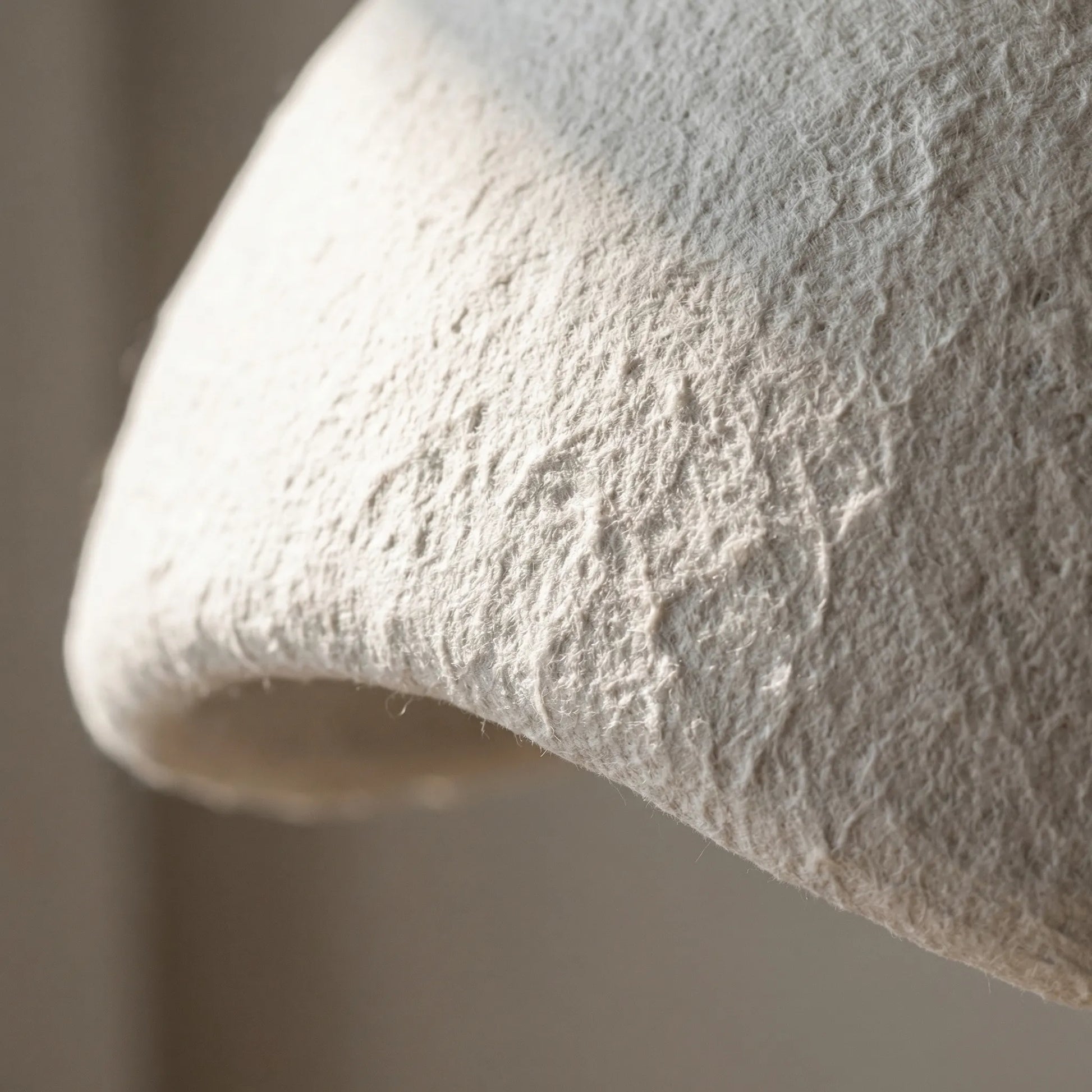 Domeura - Dome-Shaped Minimalist Pendant Light