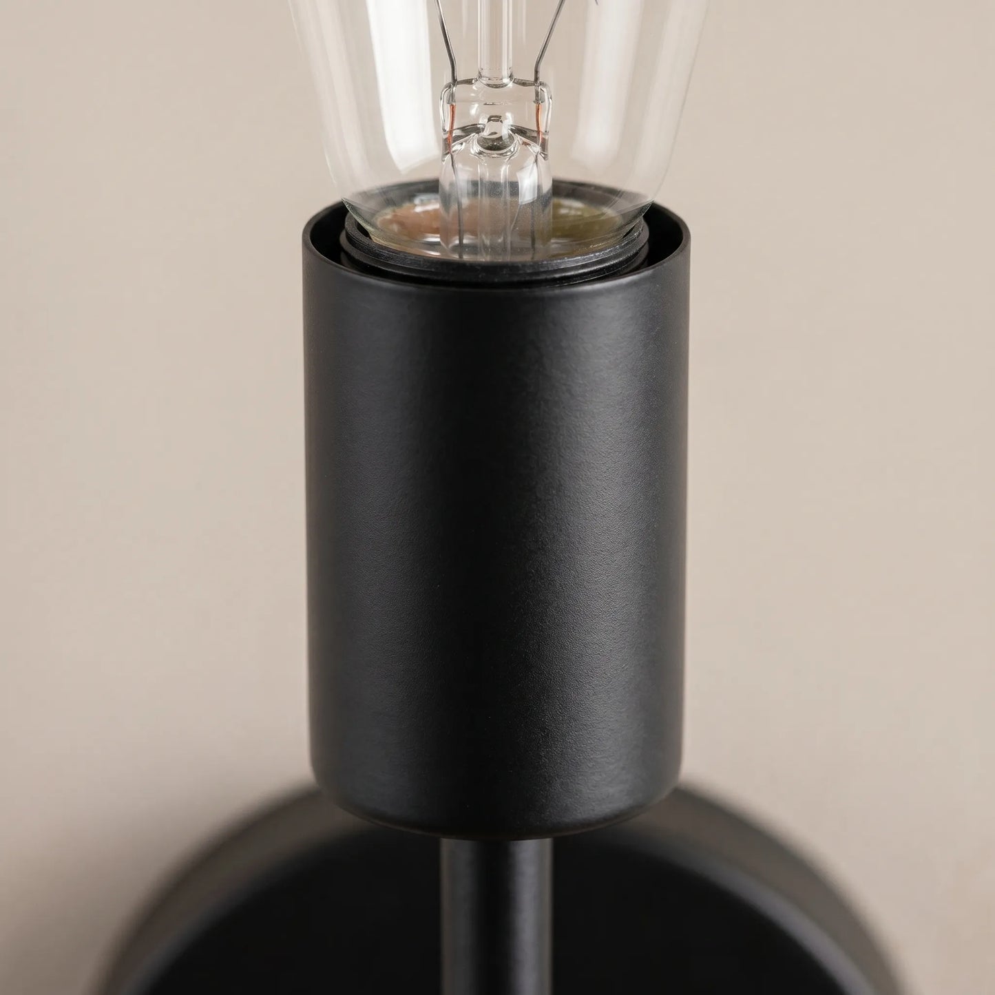 Dualis - Modern Vertical Lighting Fixture