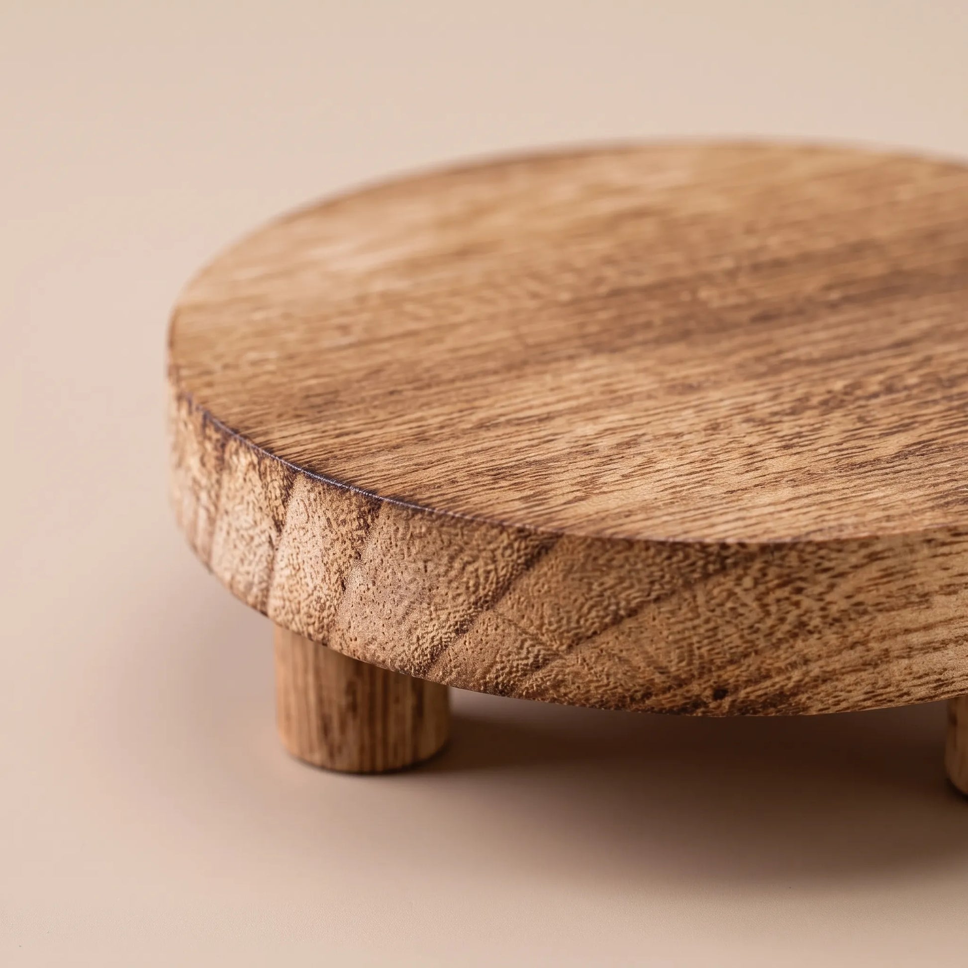 Elevora - Round Rustic Vanity Display Riser