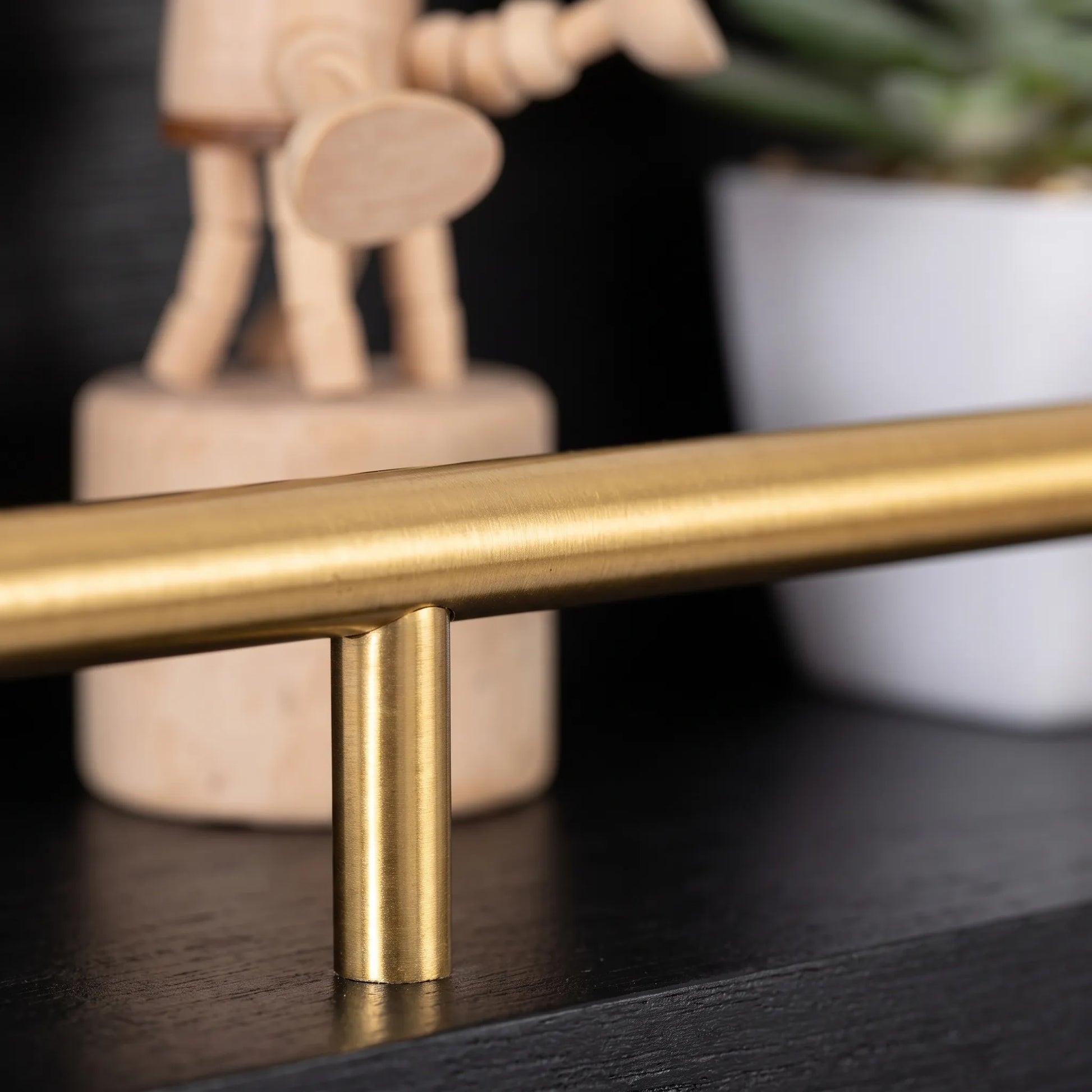 Entrio - Circular Wall-Mounted Key Holder