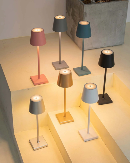Glowmere - Minimalist Slim-Stem Table Lamp