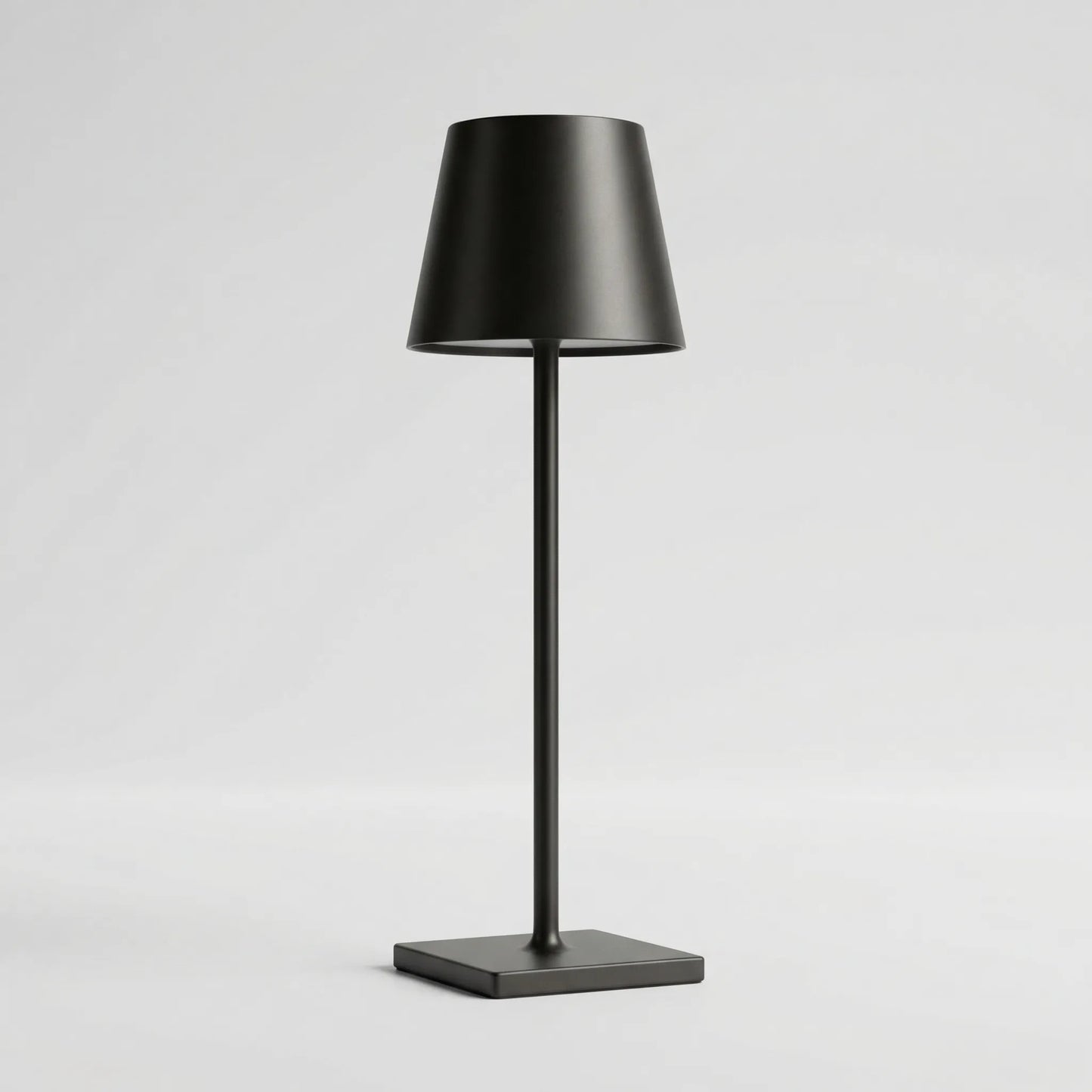 Glowmere - Minimalist Slim-Stem Table Lamp
