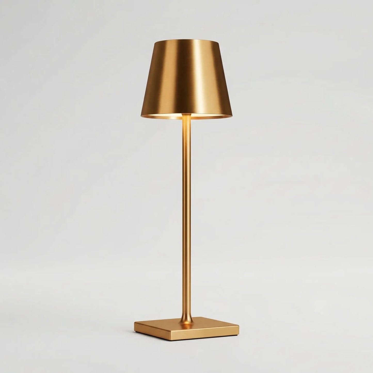 Glowmere - Minimalist Slim-Stem Table Lamp