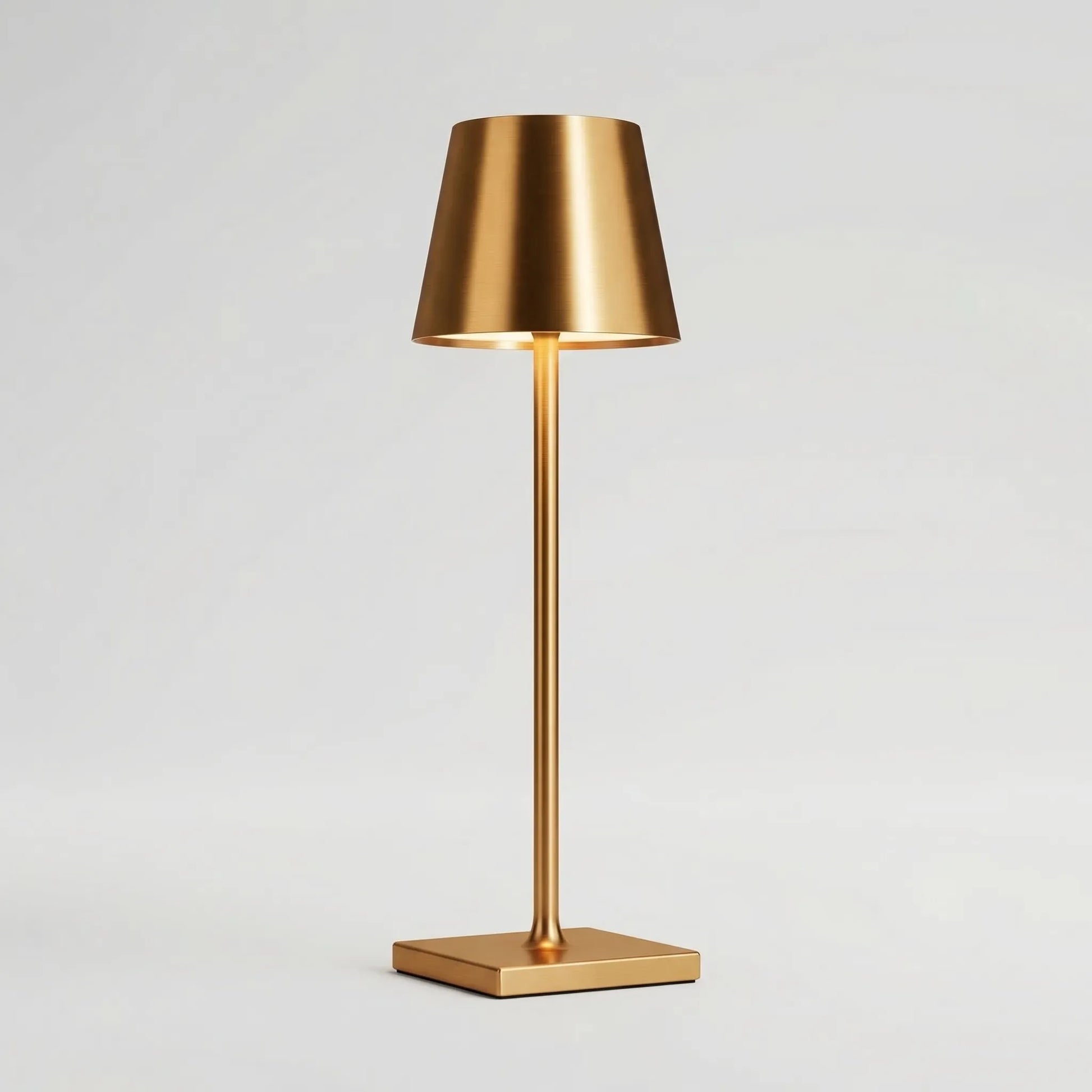 Glowmere - Minimalist Slim-Stem Table Lamp