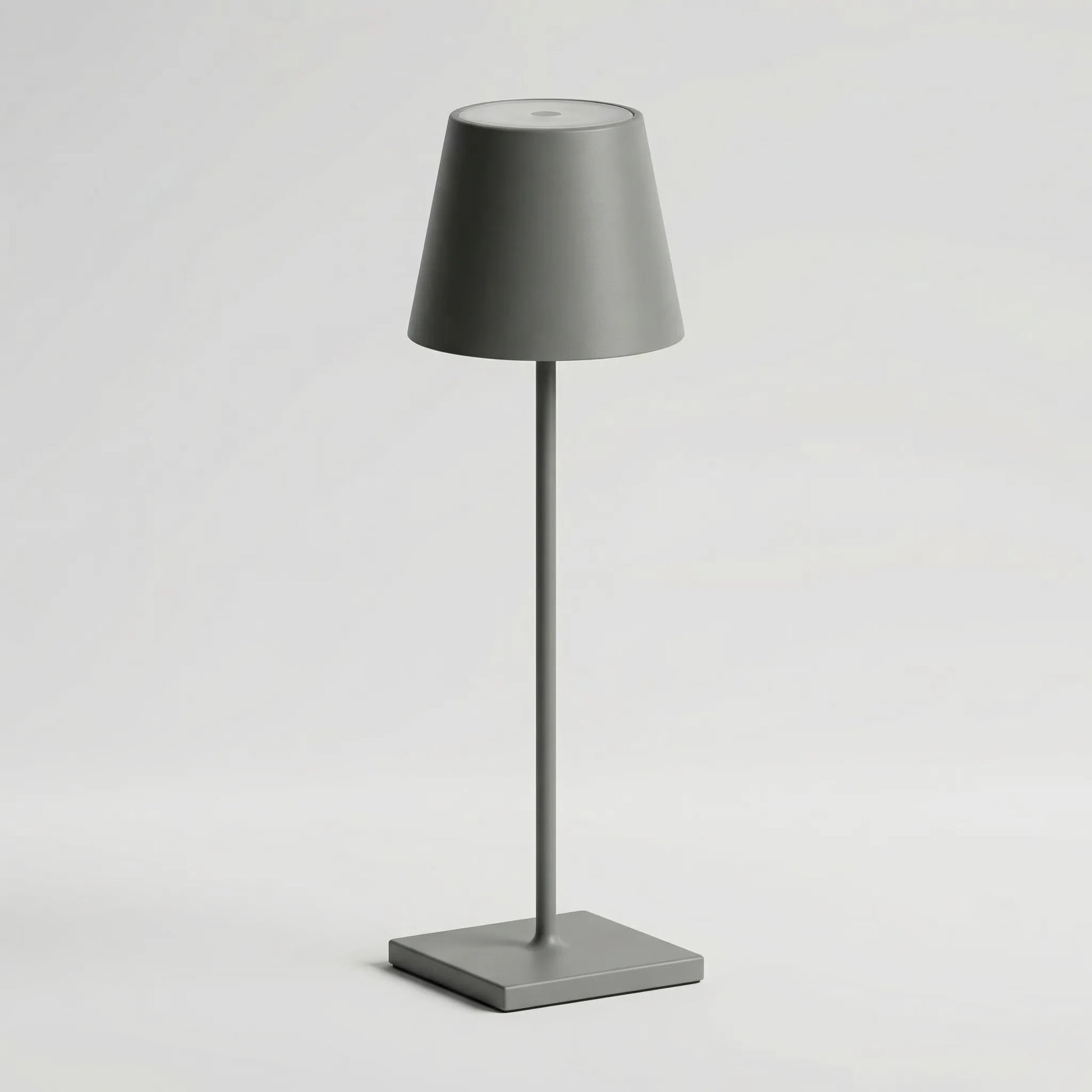 Glowmere - Minimalist Slim-Stem Table Lamp
