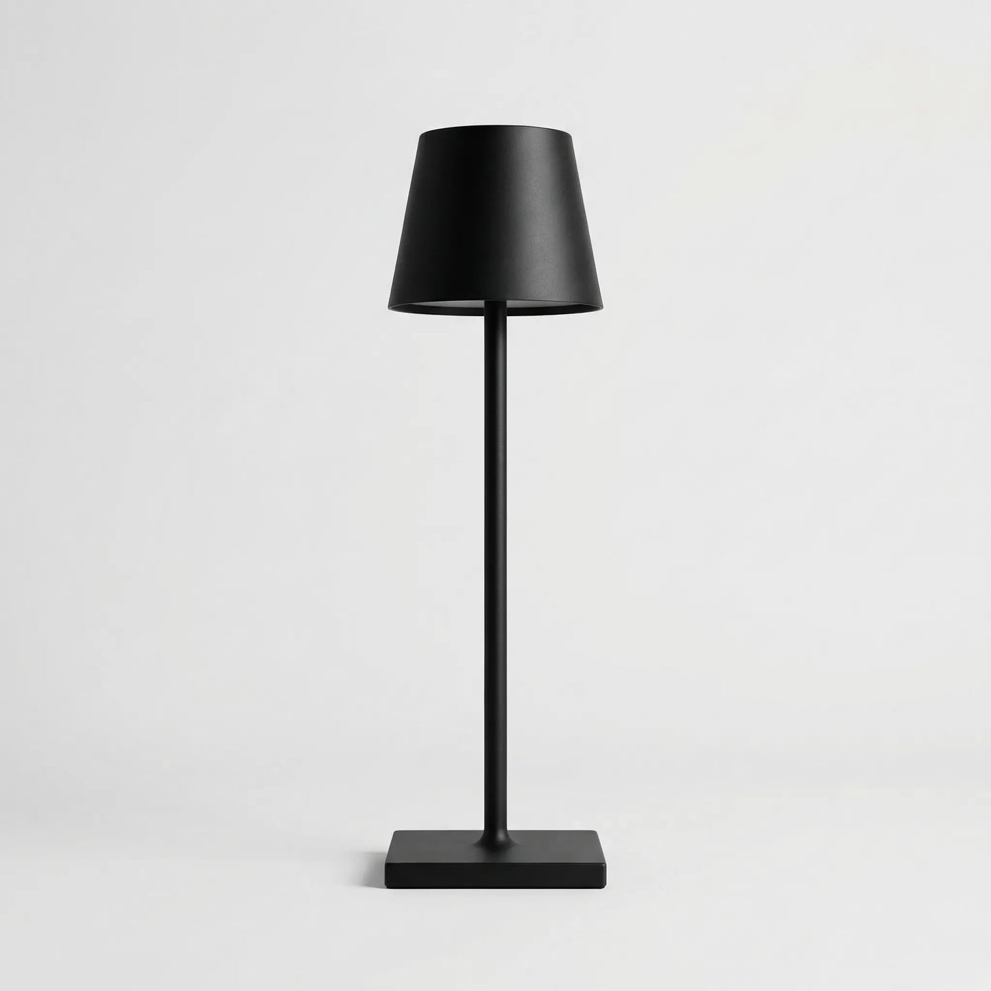 Glowmere - Minimalist Slim-Stem Table Lamp