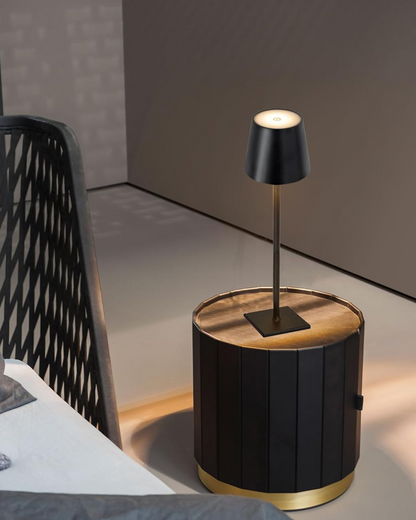 Glowmere - Minimalist Slim-Stem Table Lamp