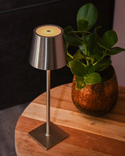 Glowmere - Minimalist Slim-Stem Table Lamp