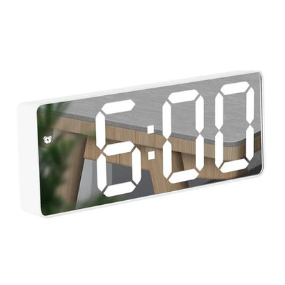 Reflexa in white mirror finish