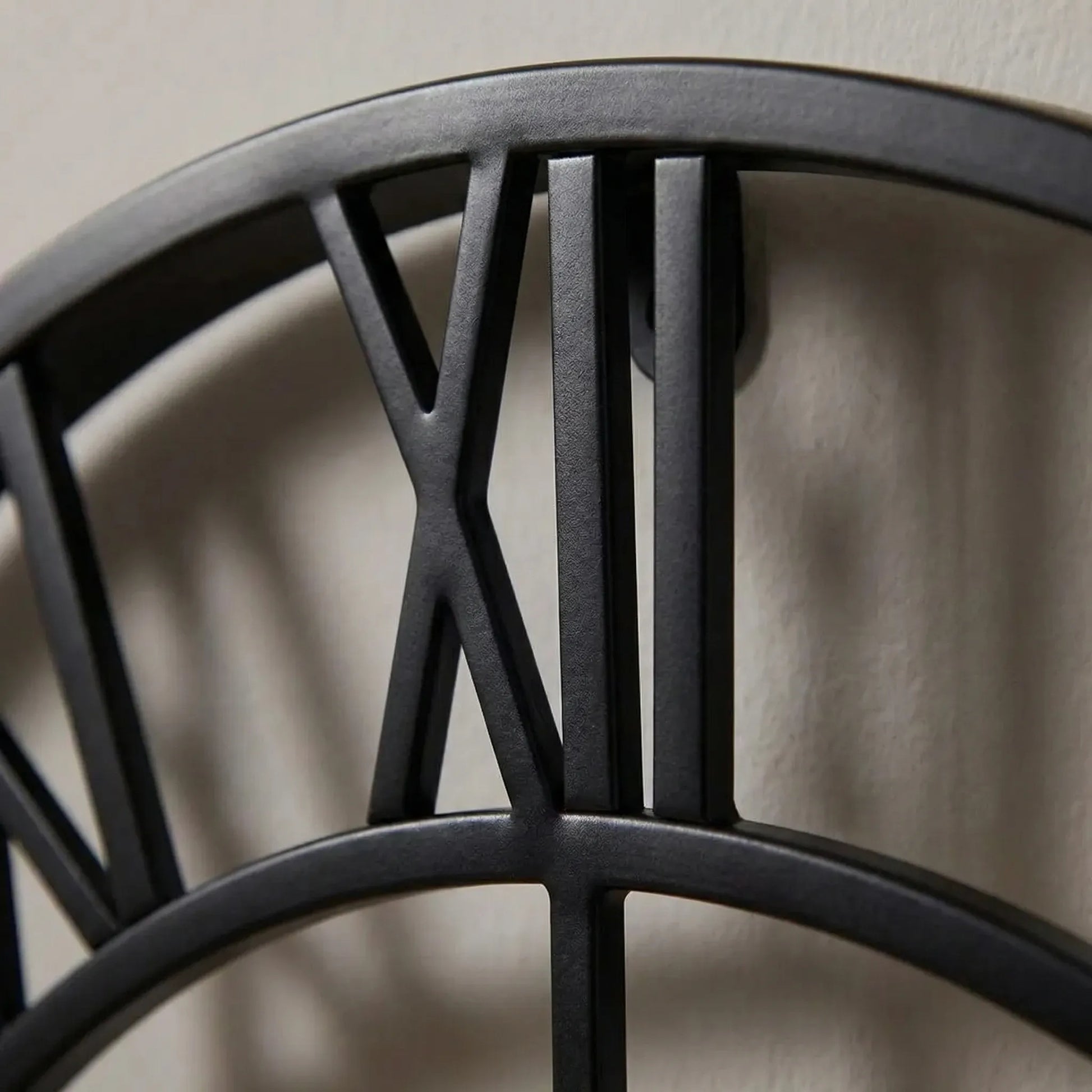 Horaxis - Large Round 3D Wall Clock