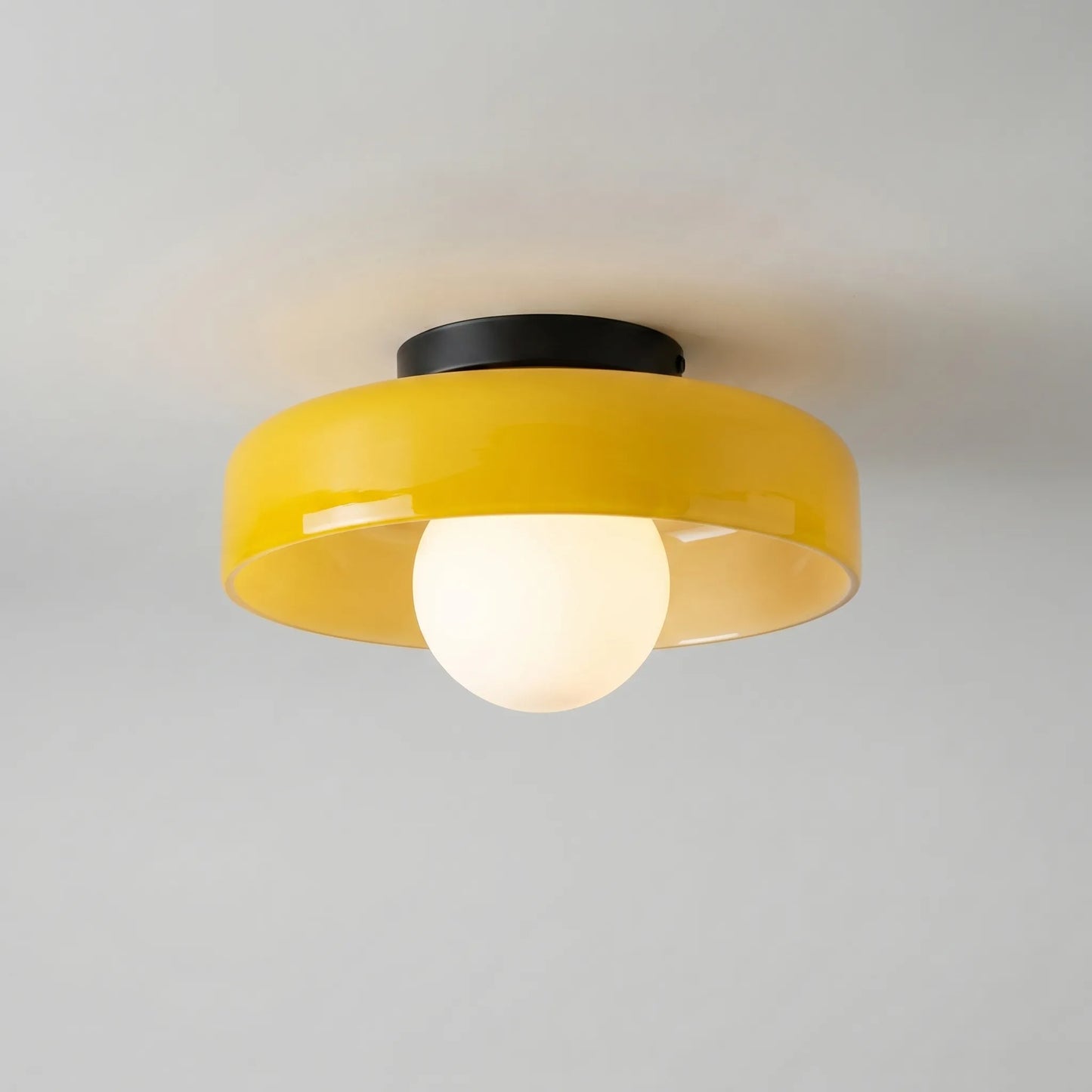 Lumaris - Vintage-Style Flush Ceiling Light