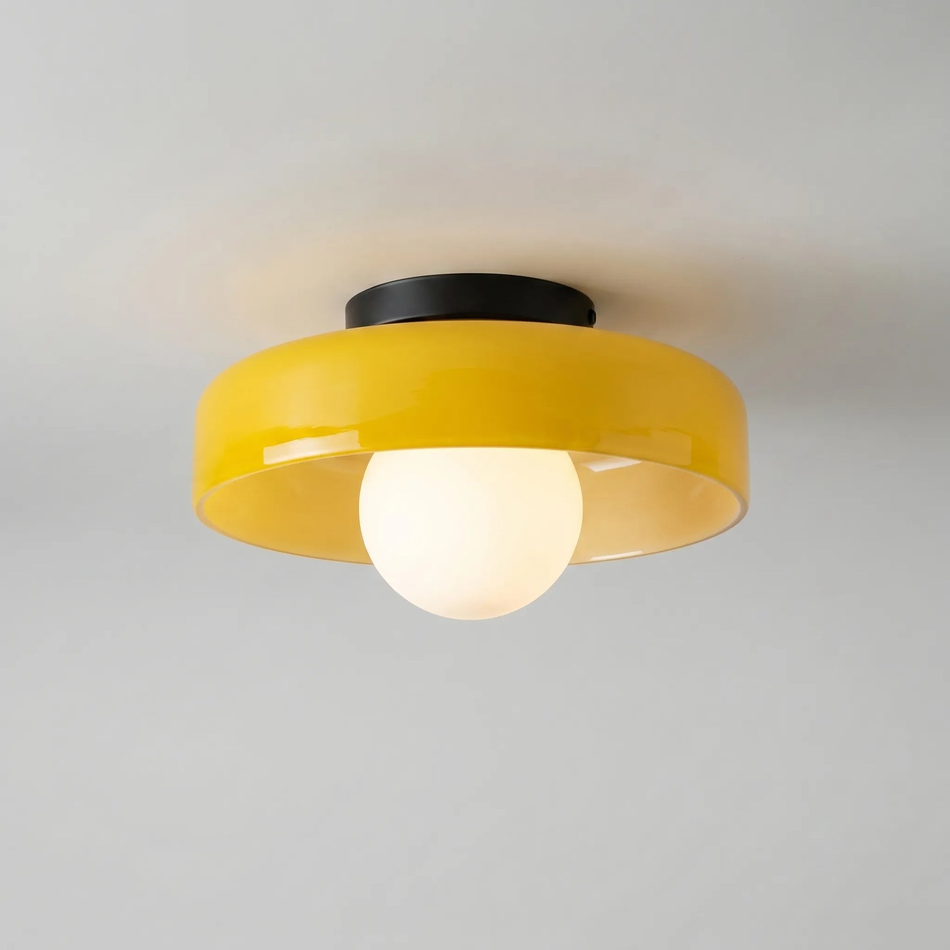 Lumaris - Vintage-Style Flush Ceiling Light