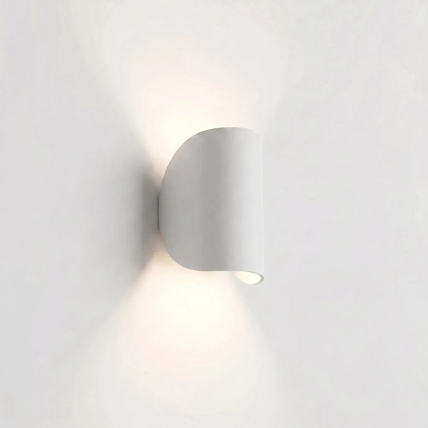 LumiCurve - Up Down Wall Light