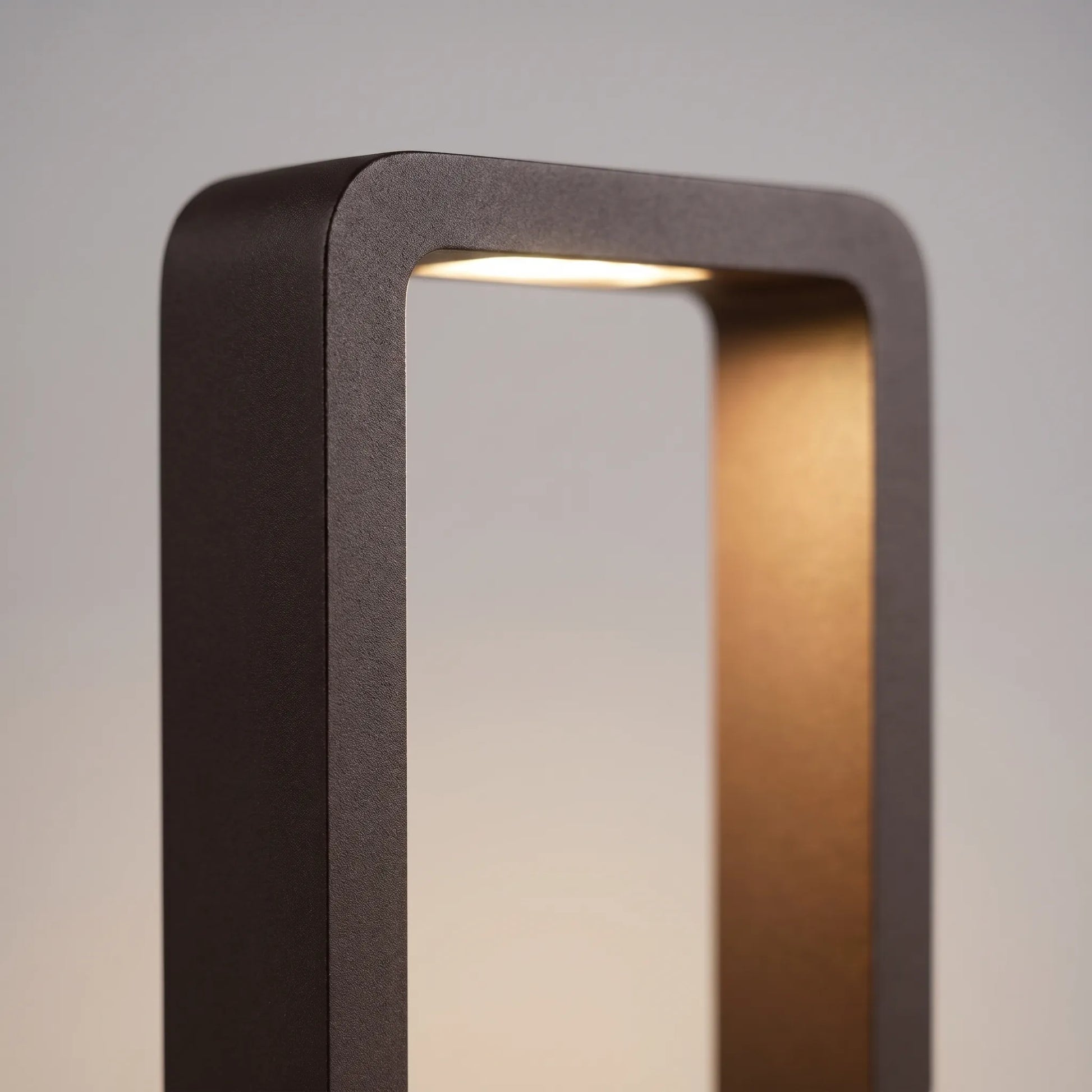 Luminix - Minimalist Landscape Lighting