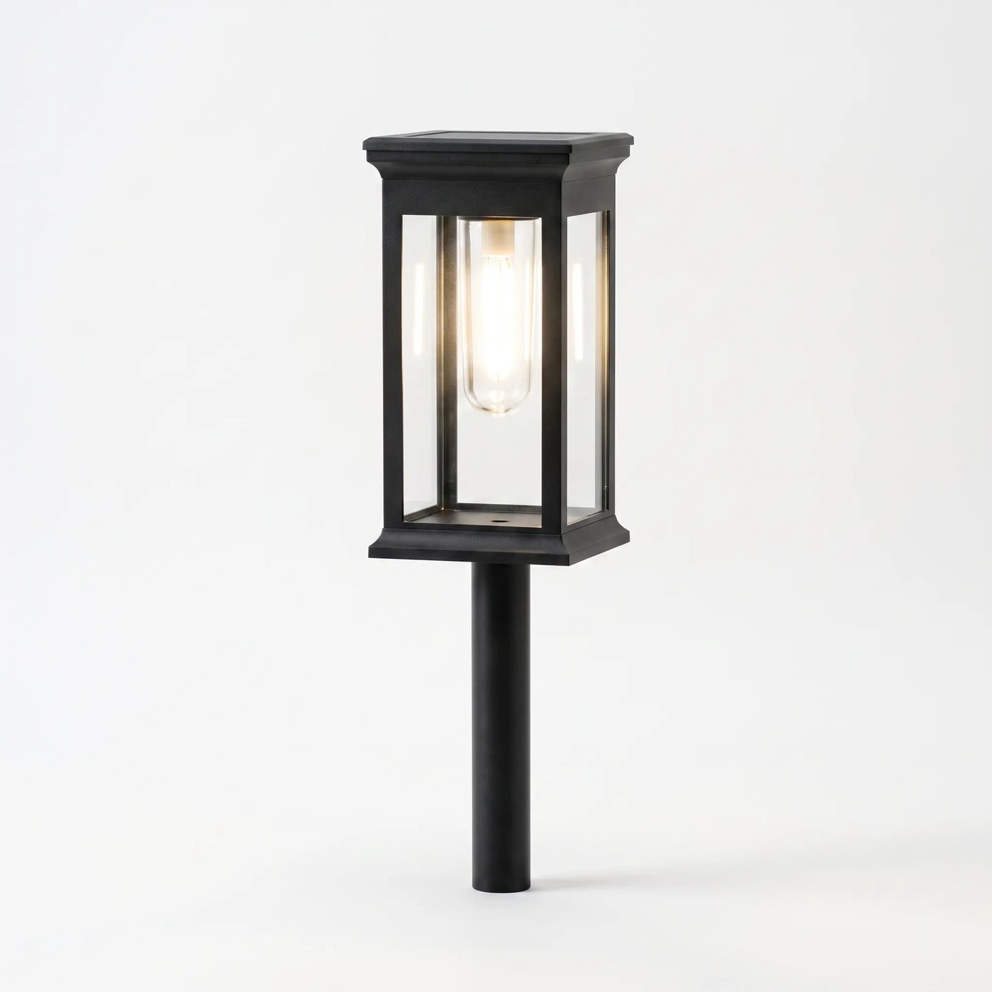 Lumitrail - Classic Lantern Style Solar Pathway Lights