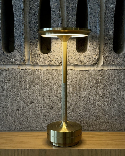 Lumivelle - Sculptural LED Table Lamp