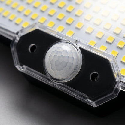 Lumoflux - Wall-Mounted Outdoor Solar Light