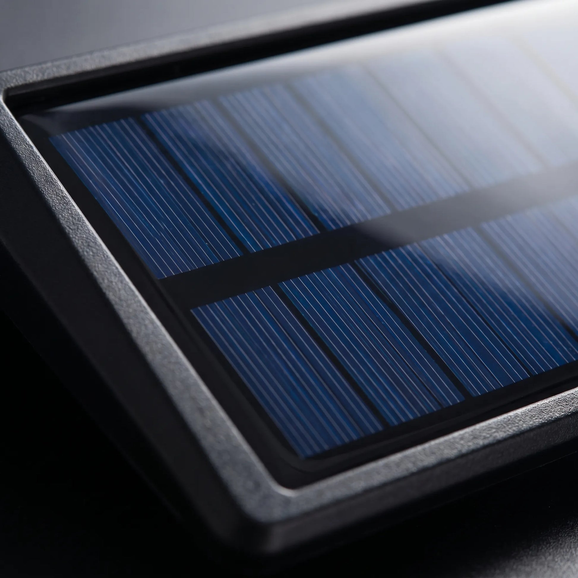 Lumora - 2 Wedge-Shaped Solar Wall Lights