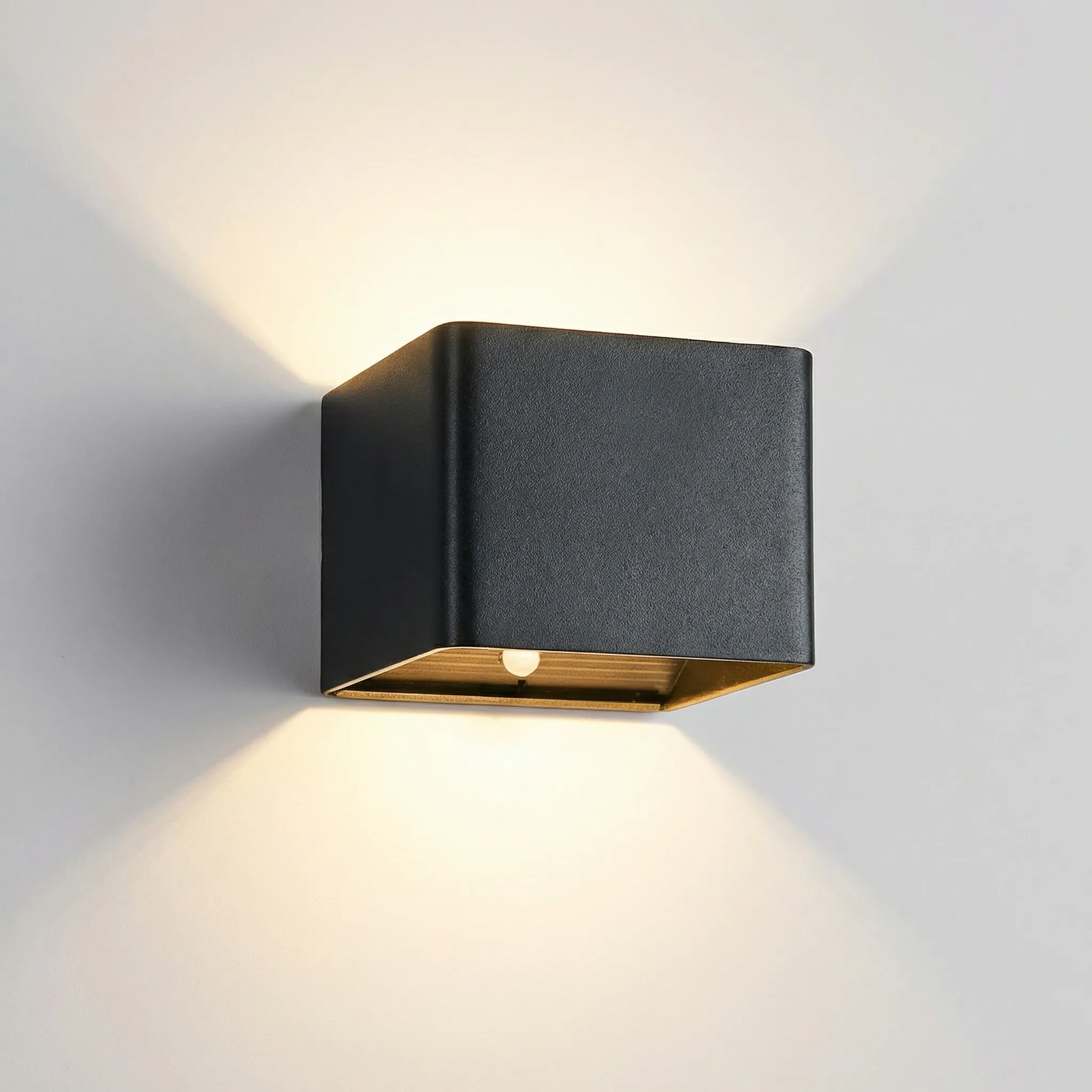 Lumovex - Rechargeable LED Up-Down Wall Sconce