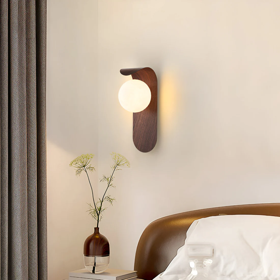 Nodura - Modern Curved Wall Sconce