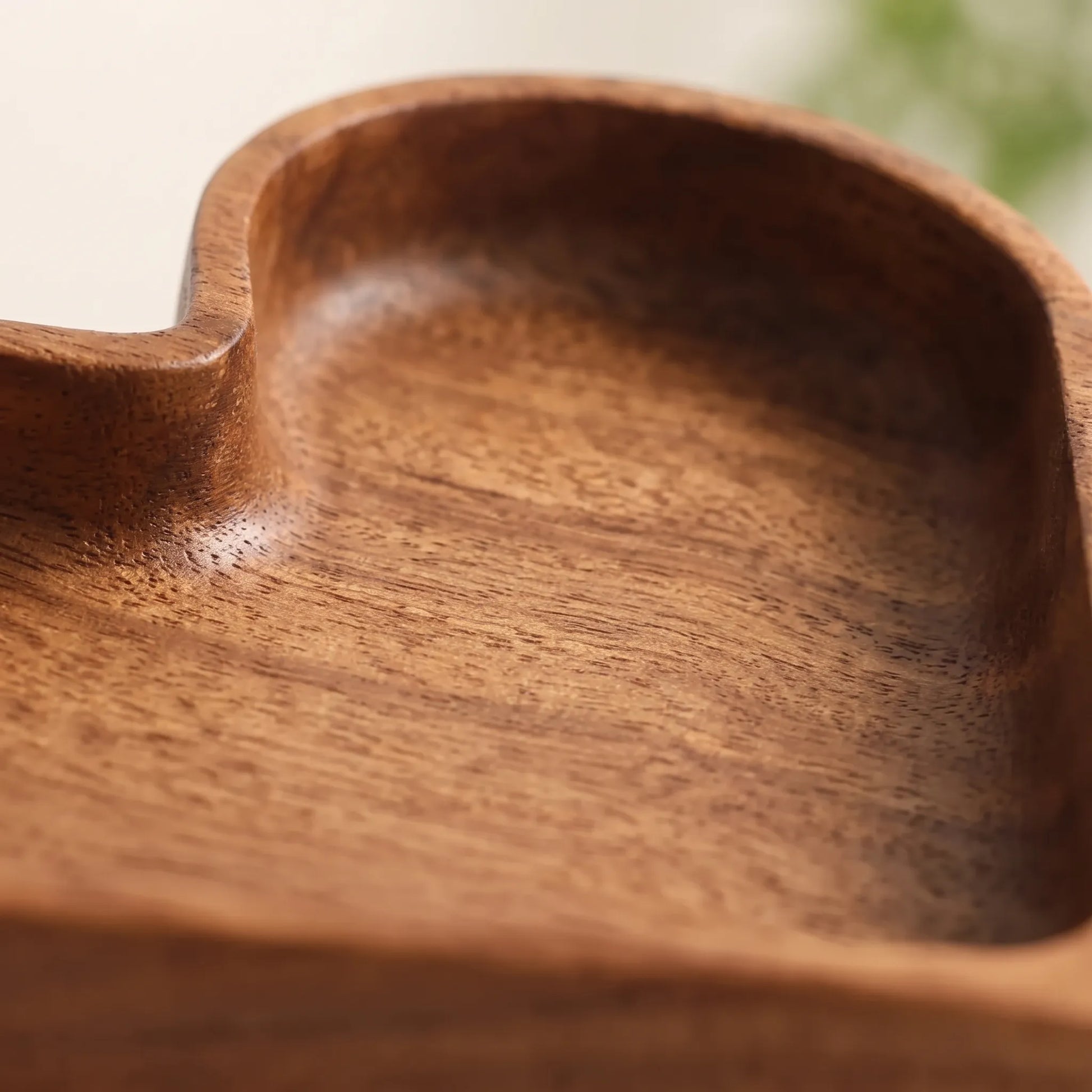 Noshia - Heart-Shaped Modular Snack Bowl