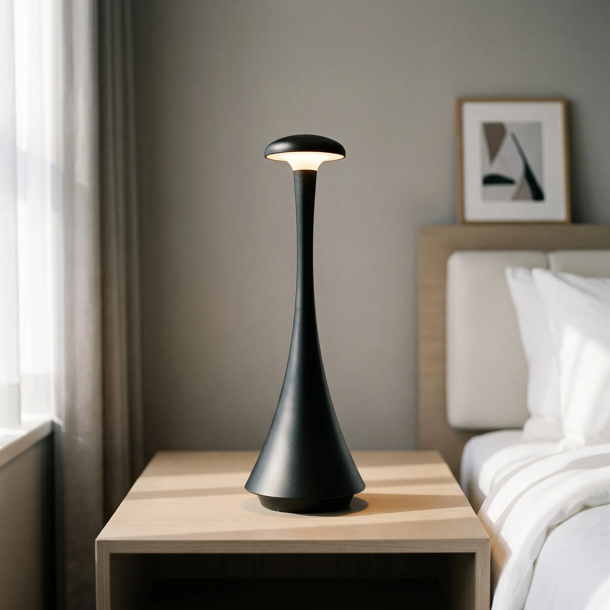 Novian - Rechargeable Touch Table Lamp