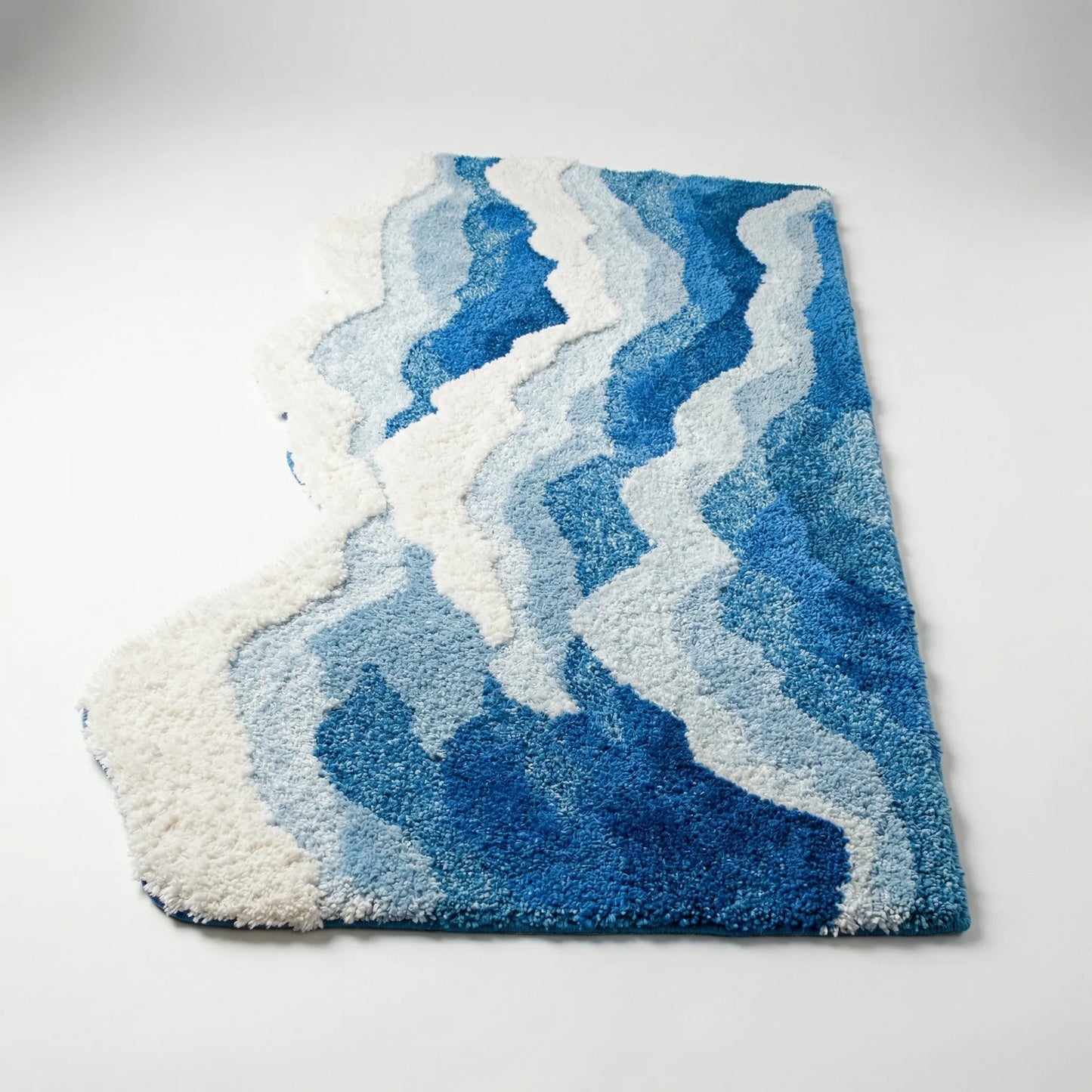 Oceanique - Ocean Wave Patterned Bedroom Rug
