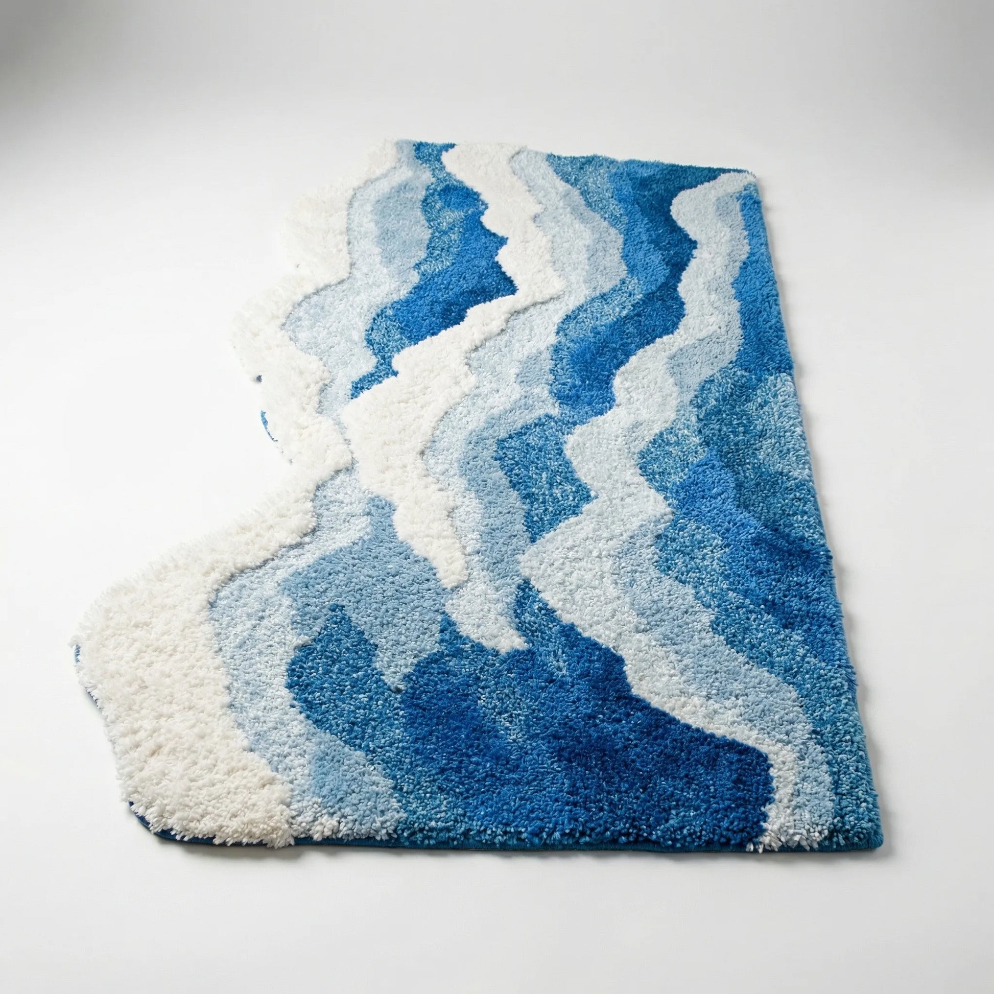 Oceanique - Ocean Wave Patterned Bedroom Rug