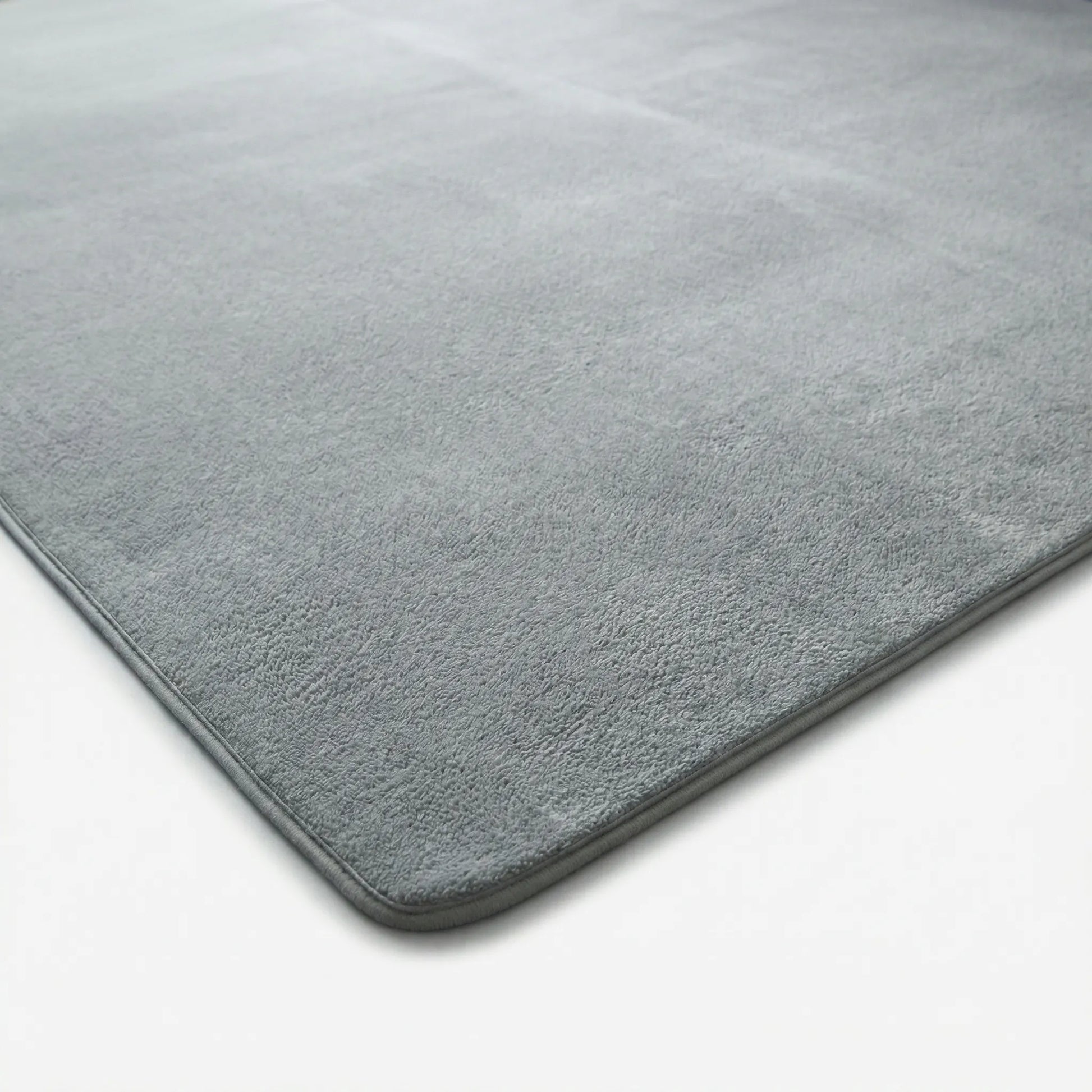 Plushora - Solid Colour Minimalist Area Rug