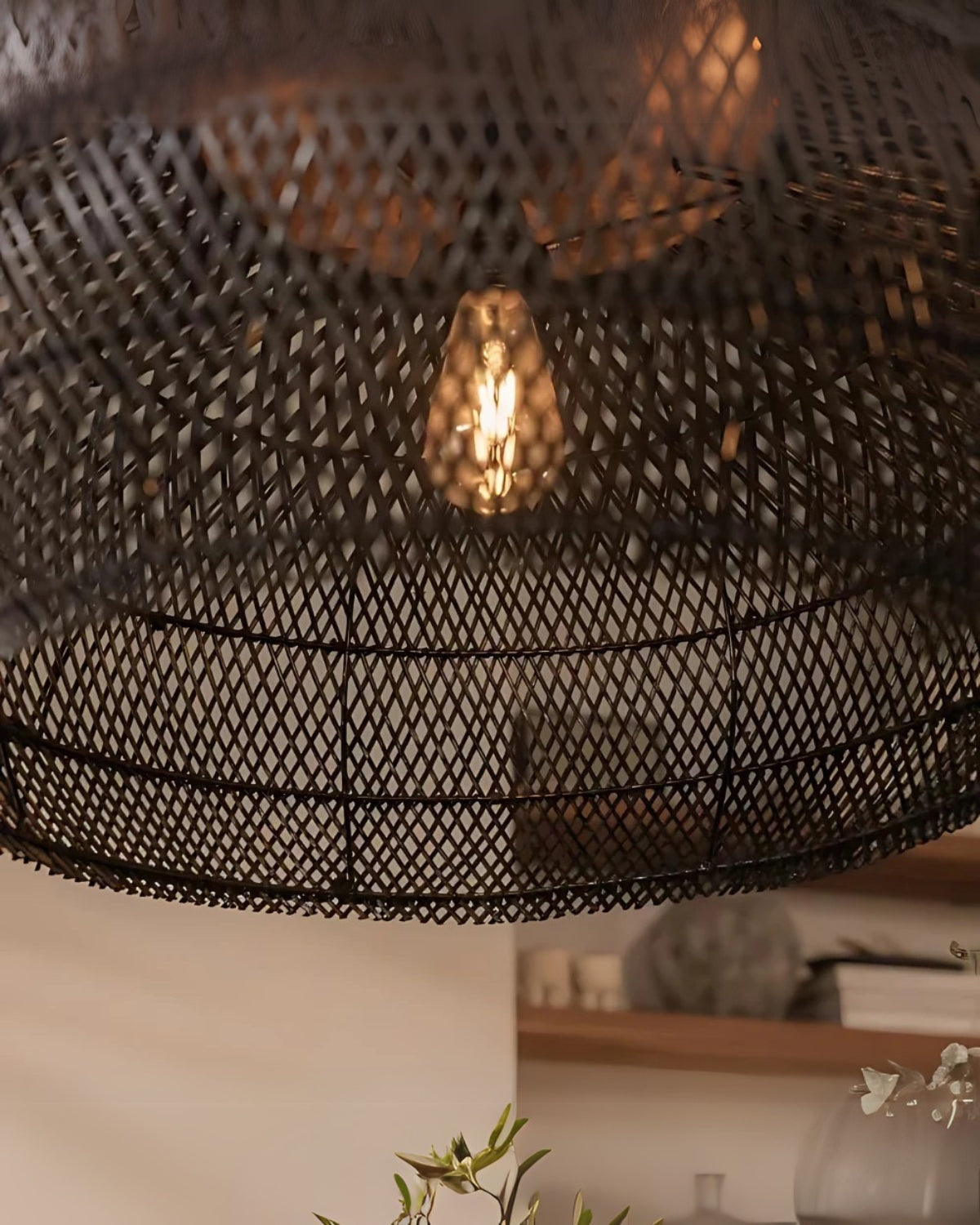 Rattova - Handwoven Rattan Pendant Lamp