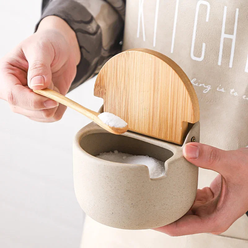 Kurina - Ceramic Spice Jar with Bamboo Lid