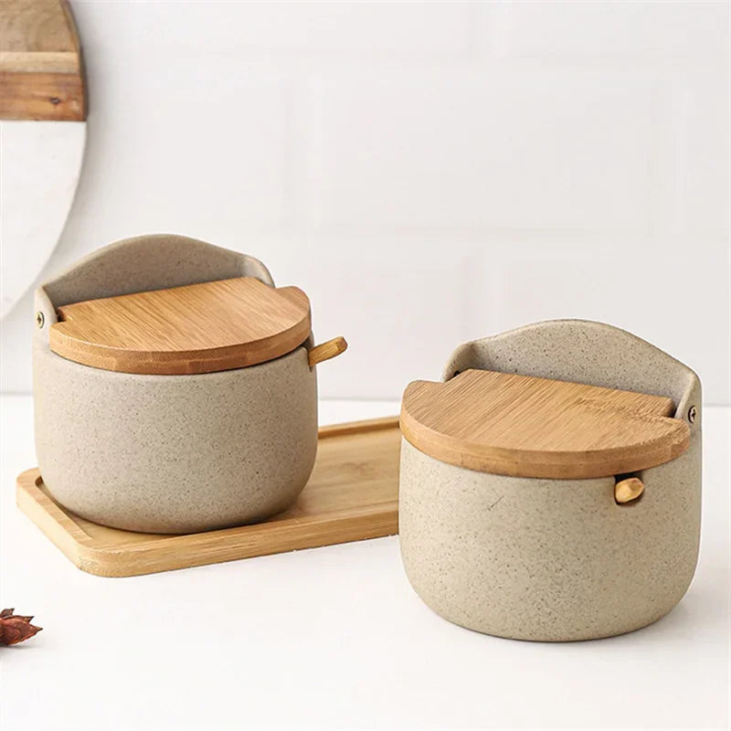 Kurina - Ceramic Spice Jar with Bamboo Lid