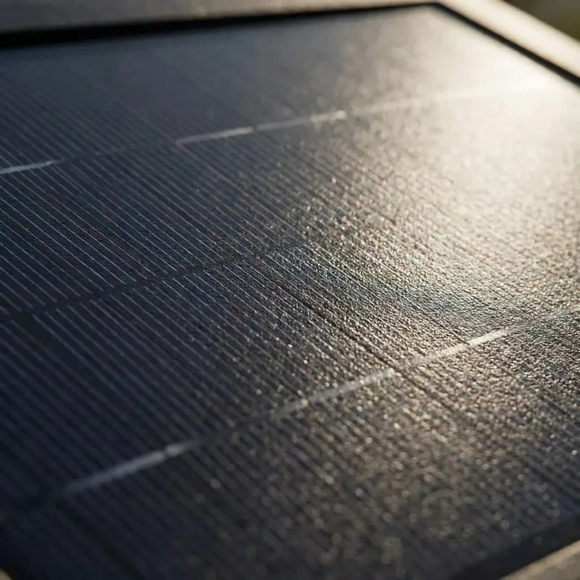 Solanthis - Solar-Powered Wall-Mounted Lantern Light