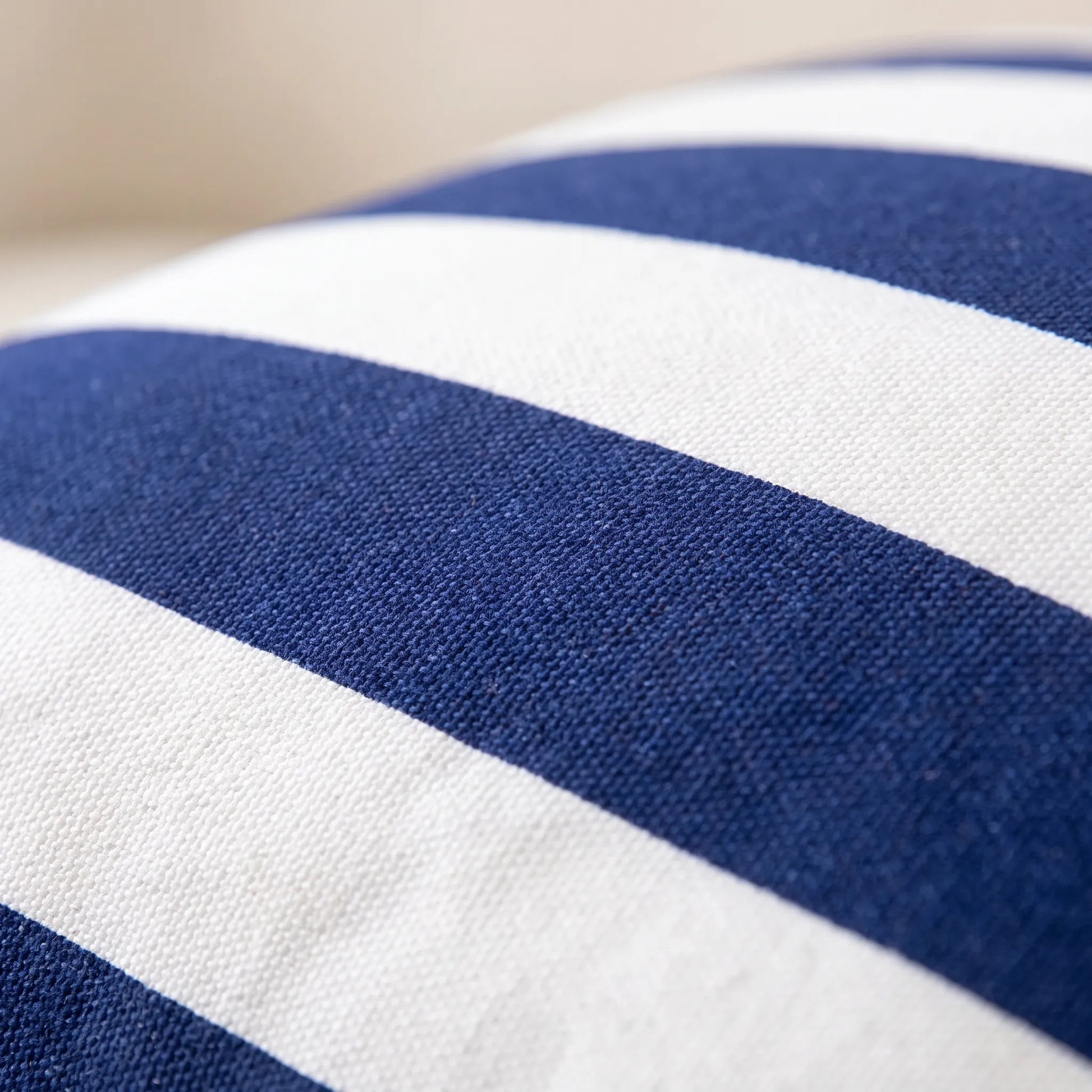 Stripela - Striped Water-Resistant Outdoor Cushion Cover