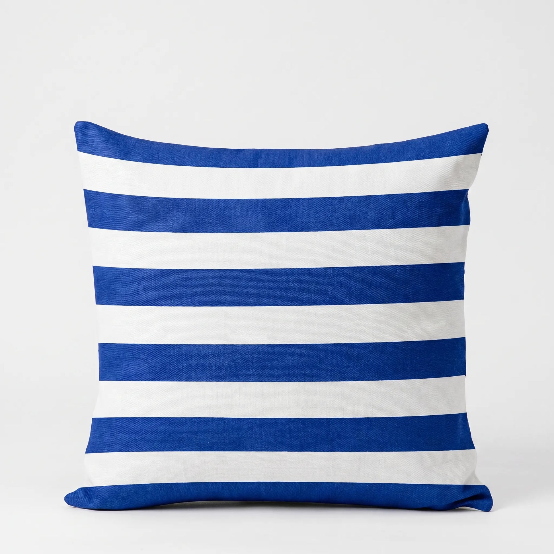 Stripela - Striped Water-Resistant Outdoor Cushion Cover