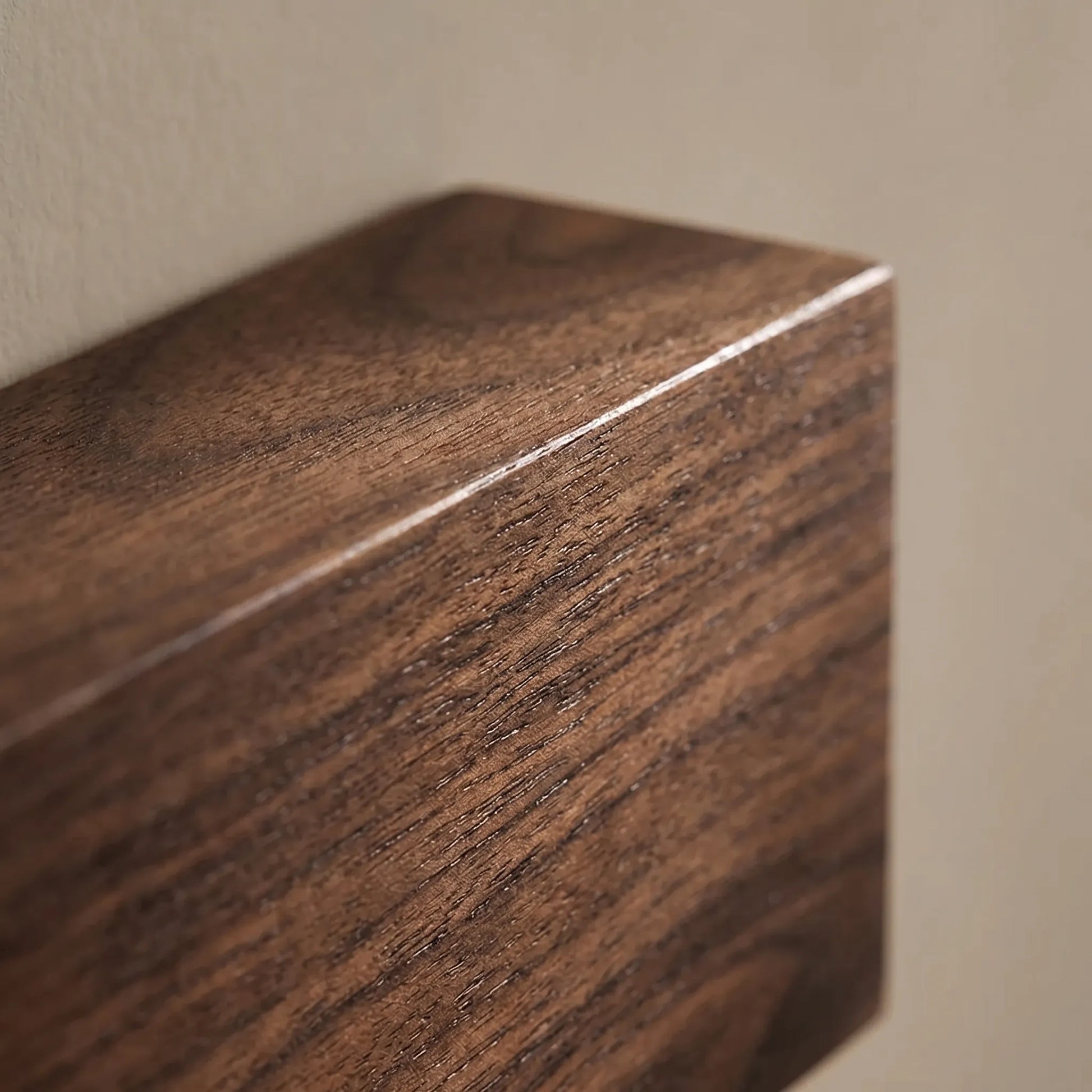 Walloux - Rechargeable Wireless LED Wall Lamp