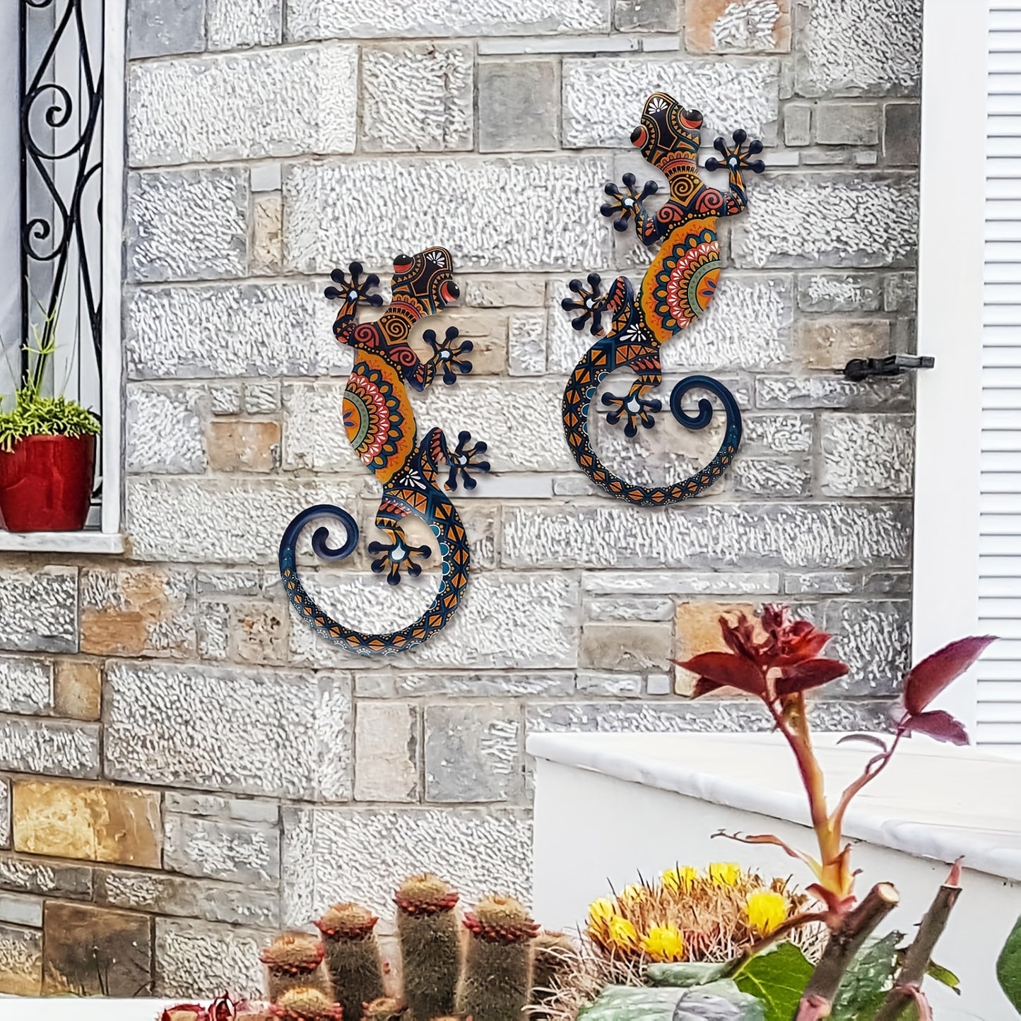 Gekkora - Hand-Painted Metal Gecko Wall Art, Set of 2