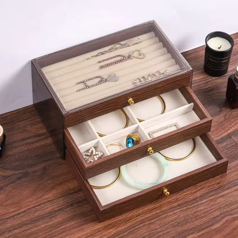 Bijora jewelry box - top tray with padded ring rolls